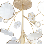 Потолочный светильник с золотыми ветвями и белыми лепестками на круглом рельефном основании Wintery flovers варинант исполнения - 2 | Loft Concept в Барнауле