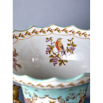 Ваза из голубого фарфора с рисунком птиц и цветов и декоративными элементами Blue Garden варинант исполнения - 8 | Loft Concept в Барнауле