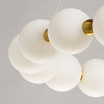 Люстра круглая с матовыми белыми шарами PEARLS Suspension варинант исполнения - 10 | Loft Concept в Барнауле