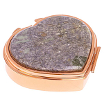 Таблетница карманная в форме сердца с 3-мя отделениями с зеркалом и накладкой из натурального камня Лепидолит Red Gold Stone Pillboxes варинант исполнения - 1 | Loft Concept в Барнауле