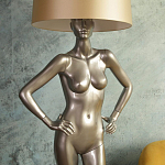 Лампа MANNEQUIN LAMP с абажуром руки на талии варинант исполнения - 8 | Loft Concept в Барнауле