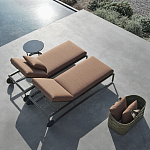 Шезлонг на металлическом каркасе с регулируемой спинкой GUELL Sunbed варинант исполнения - 2 | Loft Concept в Барнауле