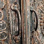 Индийский шкаф с орнаментом резьба из дерева Indian Antique Furniture  варинант исполнения - 5 | Loft Concept в Барнауле