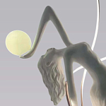 Торшер белая статуэтка Девушка Girl Carries Light Balls варинант исполнения - 1 | Loft Concept в Барнауле