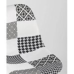 Пластиковый стул на ножках из массива бука Eames Черно-Белый Пэчворк варинант исполнения - 2 | Loft Concept в Барнауле