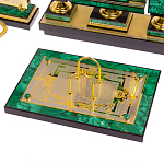 Настольный письменный набор из малахита с декором в виде лошади Leader Organizer варинант исполнения - 3 | Loft Concept в Барнауле