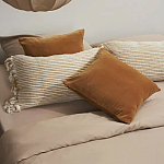 Чехол на подушку горчичного цвета с бахромой и объемным узором Ethnic mix варинант исполнения - 7 | Loft Concept в Барнауле