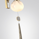 Бра с шарообразным плафоном из белого стекла с подвеской из камня Agatelle варинант исполнения - 5 | Loft Concept в Барнауле