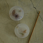 Круглая подставка под благовония из эпоксидной смолы с цветами белая Epoxy Resin Flowers Incense Stand White варинант исполнения - 4 | Loft Concept в Барнауле