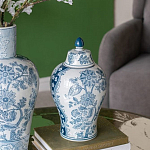 Ваза с крышкой и голубым цветочным рисунком на белом фоне Blue & White Ornament варинант исполнения - 4 | Loft Concept в Барнауле