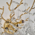 Бра золотого цвета с декоративными ветвями и прозрачными подвесками в форме листьев Droplet Chandelier варинант исполнения - 4 | Loft Concept в Барнауле