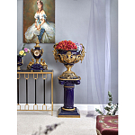 Часы настольные из темно-синего фарфора с бронзовыми фигурками и декоративными элементами Eden Garden варинант исполнения - 3 | Loft Concept в Барнауле