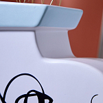 Ваза плоская белая с абстрактными черными линиями в форме лиц Faces of Imagination варинант исполнения - 5 | Loft Concept в Барнауле