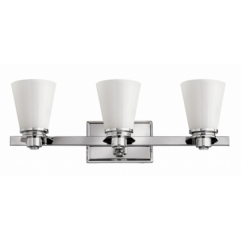 Бра для ванных комнат с белыми стеклянными конусными плафонами Hinkley Хром Белый в Барнауле | Loft Concept 
