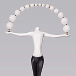 Торшер черно-белая статуэтка Девушка Girl Carries Light Balls варинант исполнения - 2 | Loft Concept в Барнауле