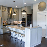 Подвесной светильник с круглым белым плафоном в индустриальном стиле Feiss варинант исполнения - 7 | Loft Concept в Барнауле