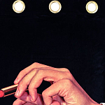 Штора Seletti Lipstick Black варинант исполнения - 1 | Loft Concept в Барнауле