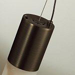 Подвесной светильник вытянутой цилиндрической формы с плафоном из алебастра и металлическими торцами Темная Латунь 100 см Cryptocrystalline Stone варинант исполнения - 6 | Loft Concept в Барнауле