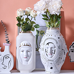 Ваза с декоративными лицами и графическими элементами в виде сердец и символов Faces of Imagination варинант исполнения - 2 | Loft Concept в Барнауле