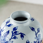 Ваза с бело-синей росписью и изображением цветов Blue & White Ornament варинант исполнения - 3 | Loft Concept в Барнауле