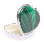 Таблетница карманная в форме сердца с 3-мя отделениями с зеркалом и накладкой из натурального камня Малахит Silver Stone Pillboxes варинант исполнения - 2 | Loft Concept в Барнауле