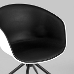 Офисное кресло из пластика с мягким сиденьем Eggshell Black варинант исполнения - 7 | Loft Concept в Барнауле