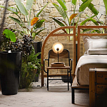 Настольная лампа с круглым деревянным отражателем и черным цилиндрическим плафоном Accord Lighting варинант исполнения - 8 | Loft Concept в Барнауле