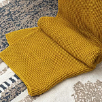 Плед из хлопка жемчужной вязки горчичного цвета Waffle Comfort варинант исполнения - 6 | Loft Concept в Барнауле