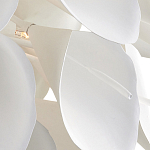 Люстра белая каплевидной формы из цветков лилии White Natural Lines варинант исполнения - 3 | Loft Concept в Барнауле