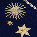 Обои с вышивкой ручной работы Cosmos Original colourway on velvet варинант исполнения - 3 | Loft Concept в Барнауле