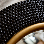 Зеркало в черной фактурной раме с золотым кантом Summon the Light варинант исполнения - 3 | Loft Concept в Барнауле