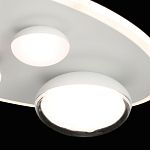 Потолочный светильник овальной формы белого цвета с 4-мя лампами Lunar Pebbles варинант исполнения - 6 | Loft Concept в Барнауле