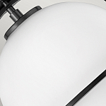 Потолочный светильник с плафоном в форме белого матового шара Hinkley варинант исполнения - 6 | Loft Concept в Барнауле