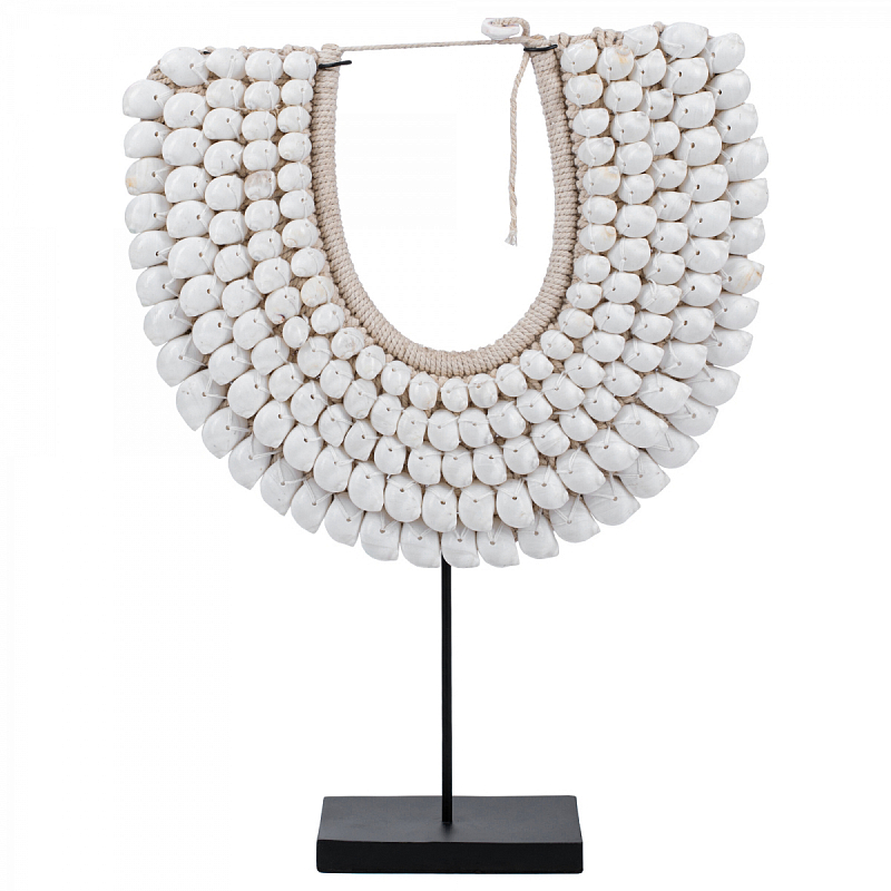 Ожерелье из ракушек на подставке Round Shell Necklace Белый Черный Ожерелье из ракушек на подставке Round Shell Necklace Белый Черный в Барнауле | Loft Concept