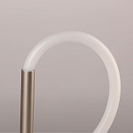 Настольная лампа белым изогнутым плафоном на круглой подставке Luke Lampco Tracer Lamp варинант исполнения - 9 | Loft Concept в Барнауле