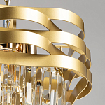 Люстра цвета матового золота с металлическими лентами и длинными прозрачными подвесками Gilded Waves варинант исполнения - 6 | Loft Concept в Барнауле