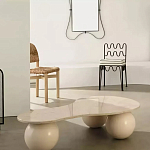 Дизайнерский журнальный стол с изогнутой столешницей на круглых ножках Rigilyr варинант исполнения - 2 | Loft Concept в Барнауле