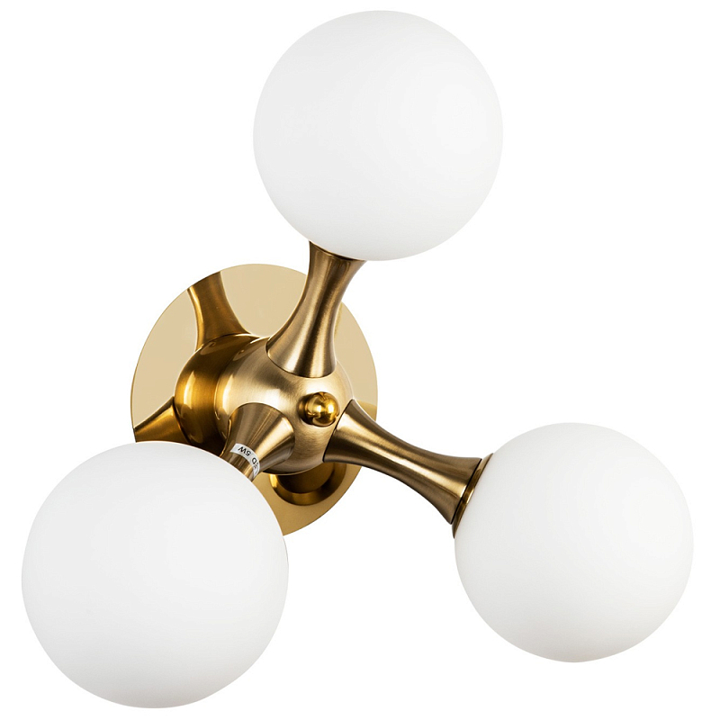 Бра с 3-мя плафонами из стеклянных шаров Pearls Suspension Brass Wall Lamp Латунь Белое матовое стекло Бра с 3-мя плафонами из стеклянных шаров Pearls Suspension Brass Wall Lamp Латунь Белое матовое стекло в Барнауле | Loft Concept