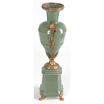 Ваза зеленого цвета из фарфора на высокой подставке с бронзовыми ручками Eden Garden porcelain and bronze варинант исполнения - 3 | Loft Concept в Барнауле