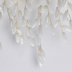 Бра золотого цвета с ветвями и белыми овальными стеклянными подвесками Droplet Chandelier варинант исполнения - 5 | Loft Concept в Барнауле