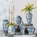 Ваза с крышкой и голубым цветочным рисунком на белом фоне Blue & White Ornament варинант исполнения - 7 | Loft Concept в Барнауле