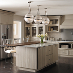 Подвесной светильник с рифленым стеклянным плафоном в форме шара Kichler варинант исполнения - 9 | Loft Concept в Барнауле