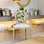 Стул с подлокотниками золотистый из бука с изображением птиц и цветов Blooming Birds варинант исполнения - 4 | Loft Concept в Барнауле