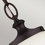 Подвесной светильник с белым стеклянным плафоном в форме шара на цепи Feiss варинант исполнения - 4 | Loft Concept в Барнауле